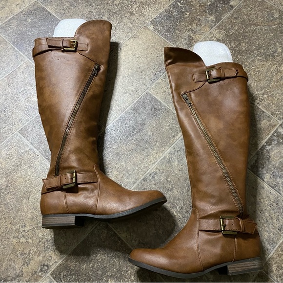 Brown High Knee Boots Charlotte Russe - Picture 1 of 15
